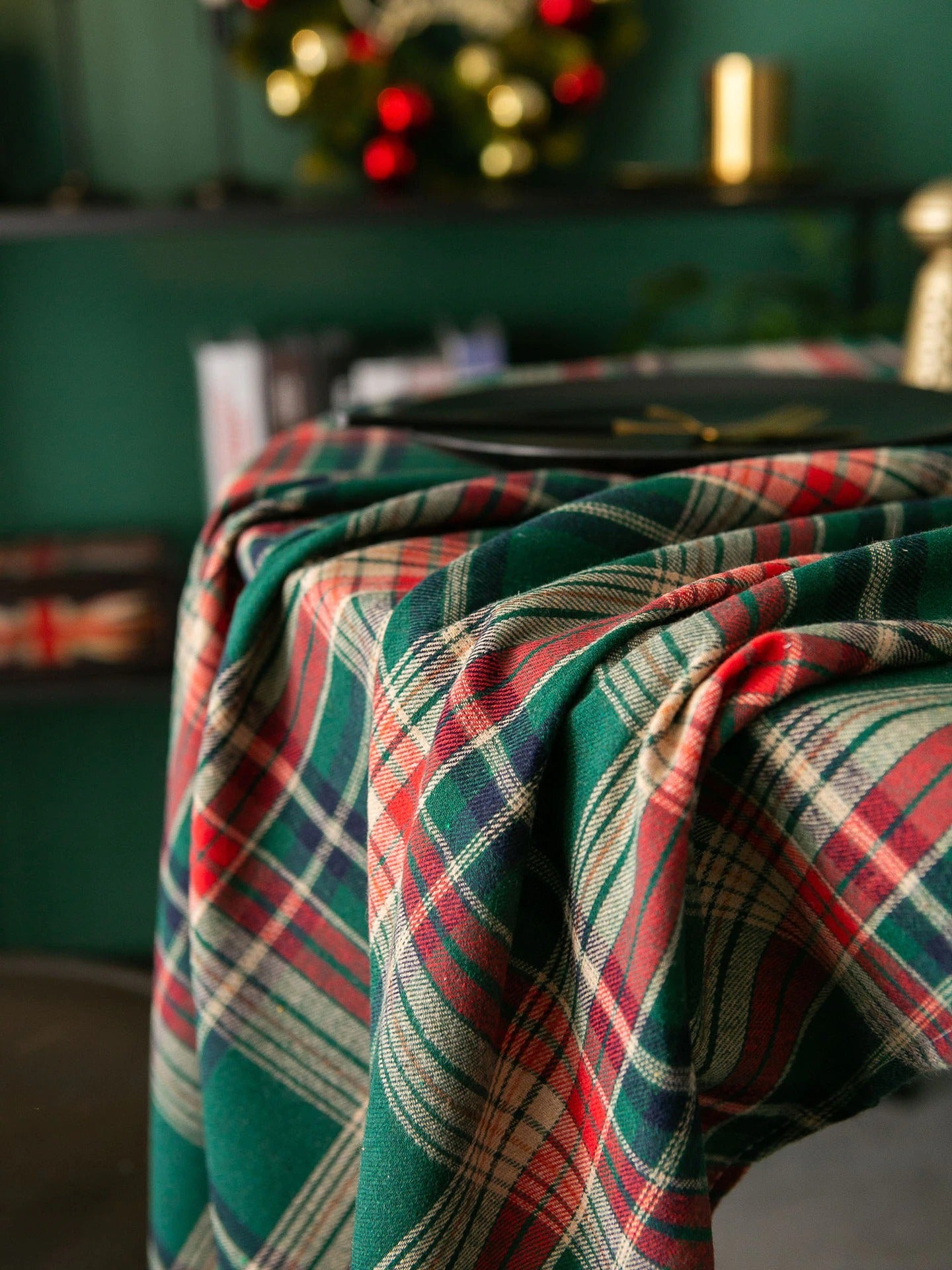 Retro Round Plaid Christmas Green Tablecloth