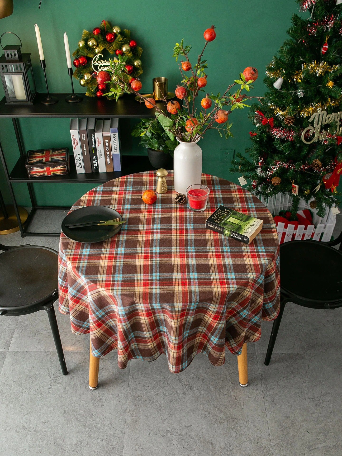 Retro Round Plaid Christmas Green Tablecloth
